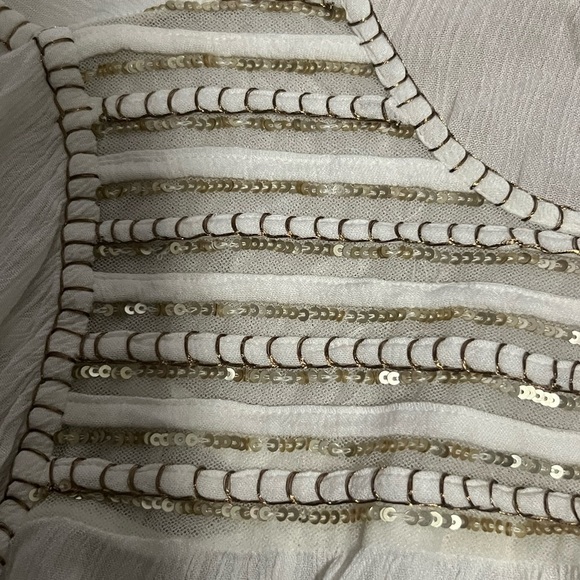 Cream Pleated 3/4 Sleeve Blouse with Bib Collar - Picture 5 of 6